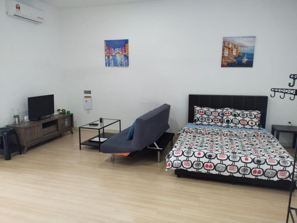 Apartment Usj One @ *